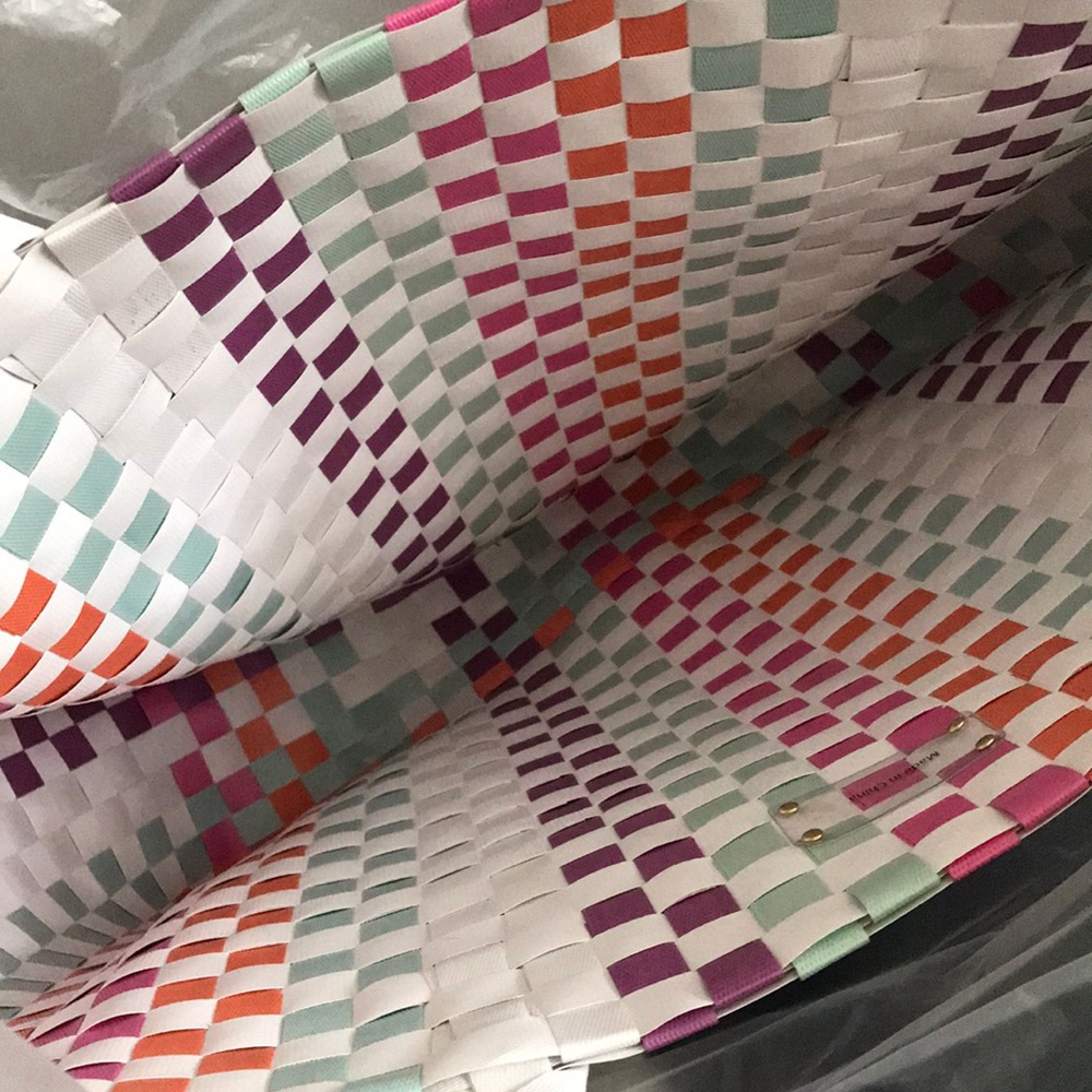 Kate Spade Tote - Picture 4 of 4